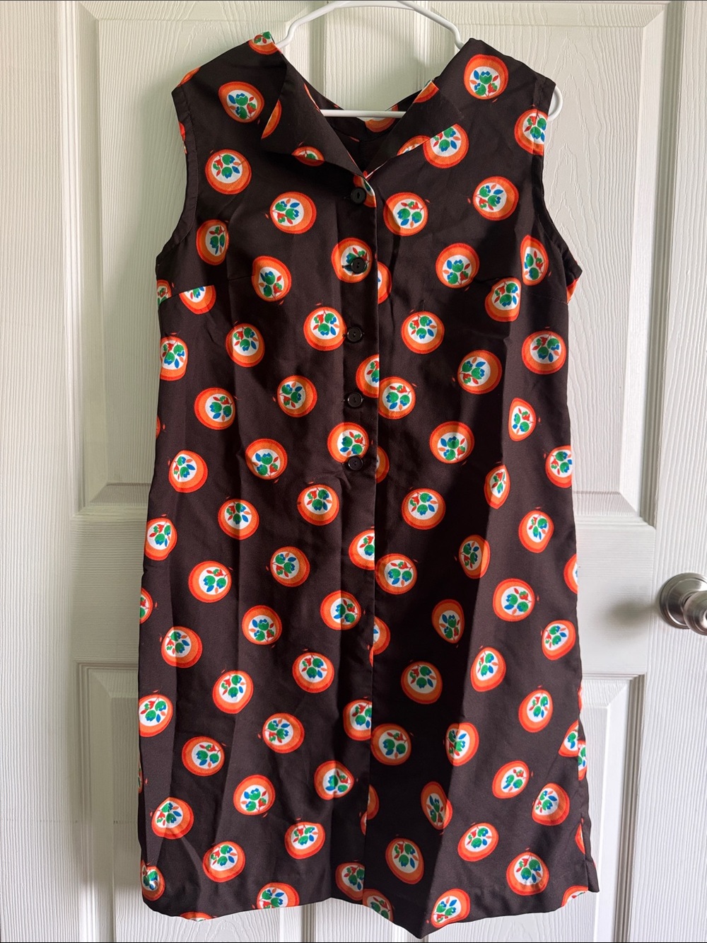 Mod Vintage Brown Sleeveless shift dress